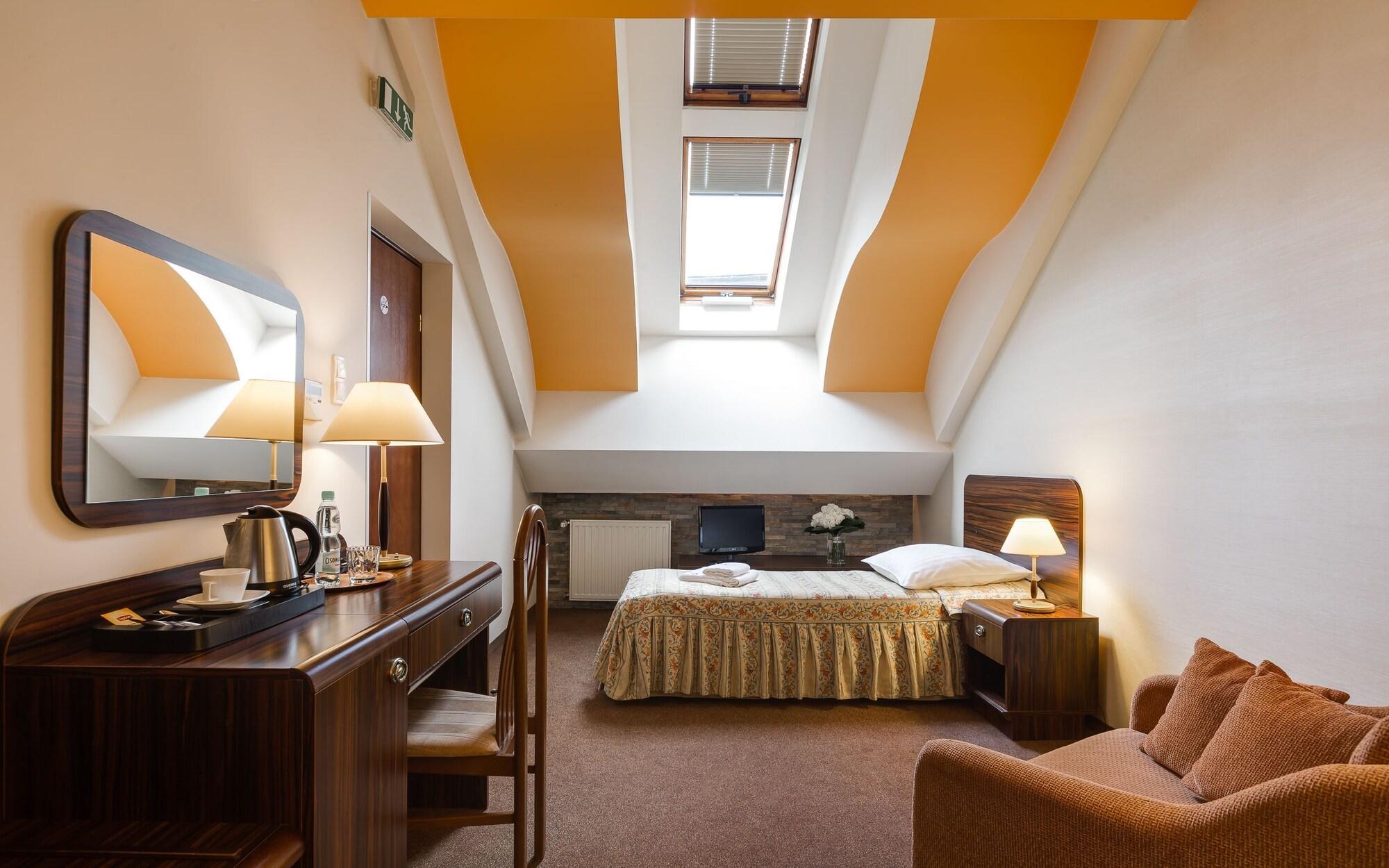 Hotel Wit Stwosz Krakow Exterior photo