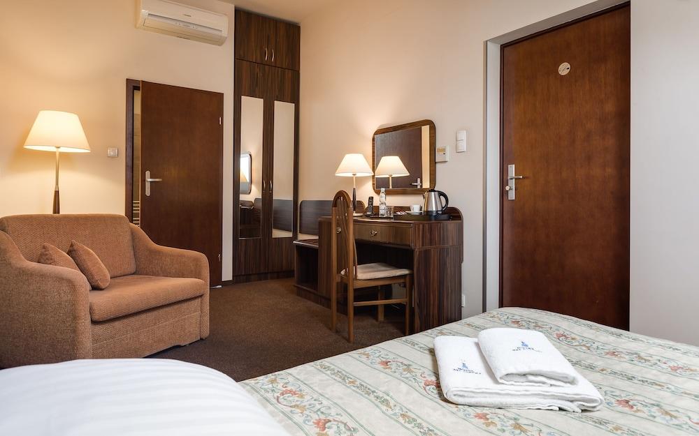 Hotel Wit Stwosz Krakow Exterior photo